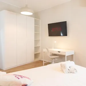 Dreams Exclusive With Terrace - Free Parking - M1 Station - Near Center Apartamento