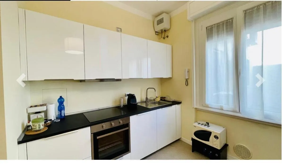 Easy Room Italy Balcony Grand Apartments Mailand