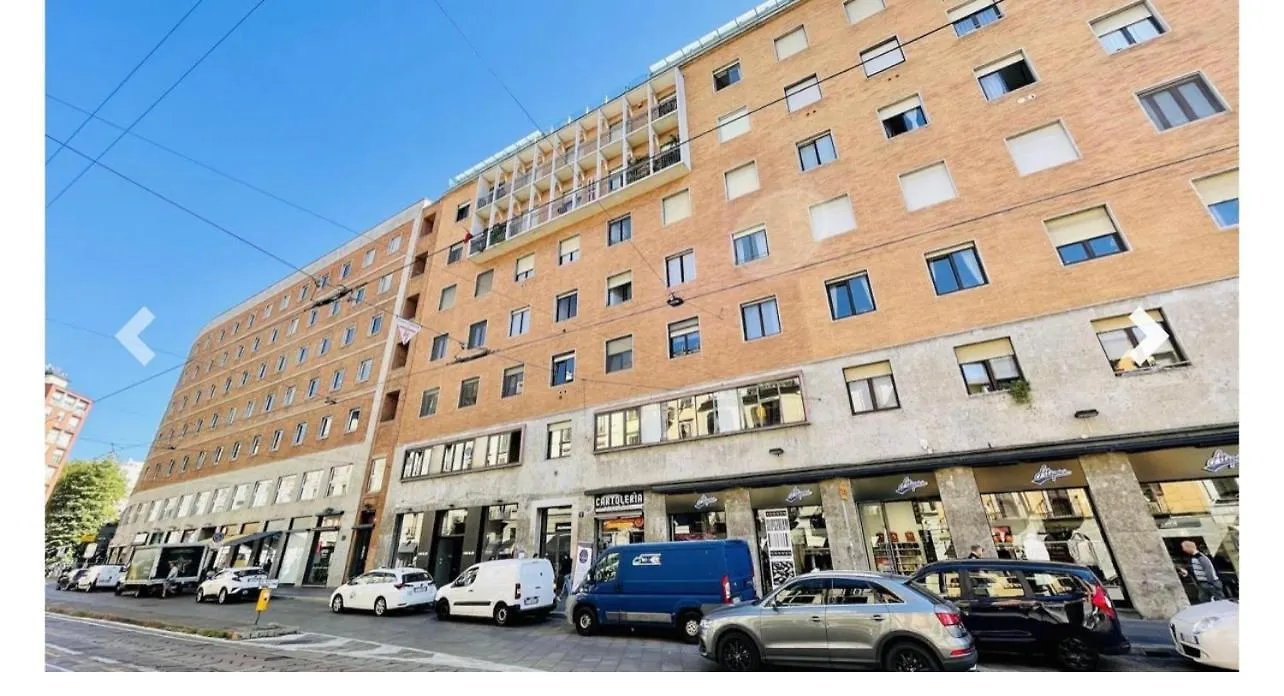 Easy Room Italy Balcony Grand Apartments Mailand Italien